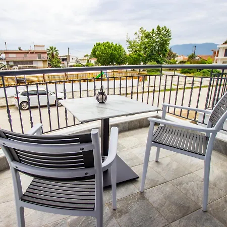 Aparthotel Thea Comfy Living Vrasná