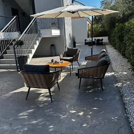 Thea Comfy Living Vrasná