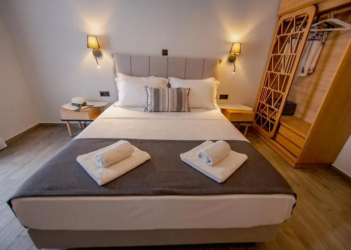 Thea Comfy Living شقة فندقية 4*