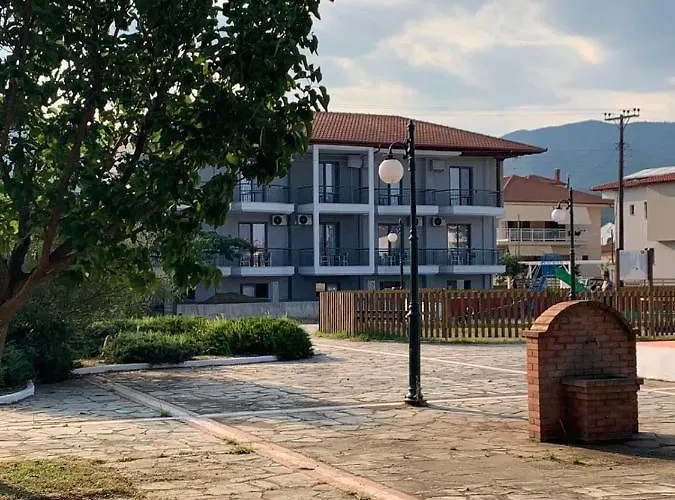 Thea Comfy Living 4* Vrasná