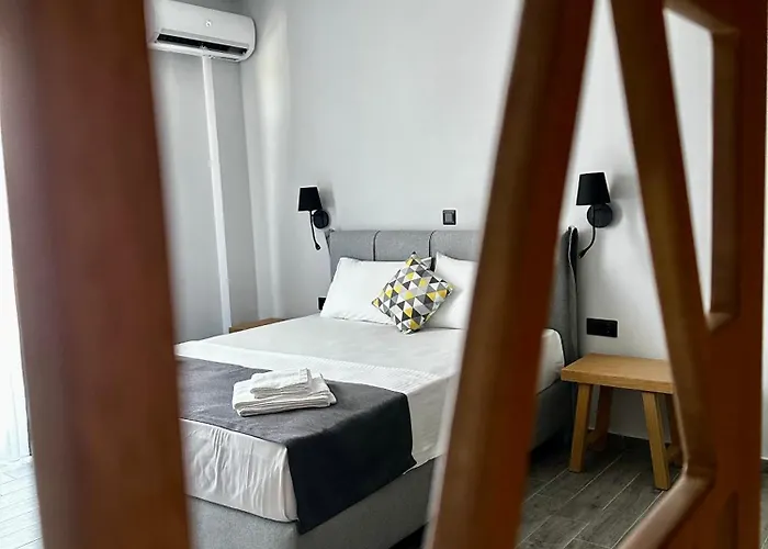 Thea Comfy Living 4*