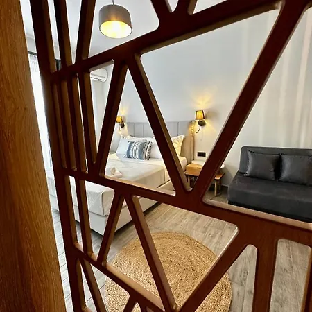 Thea Comfy Living Aparthotel Nea Vrasna